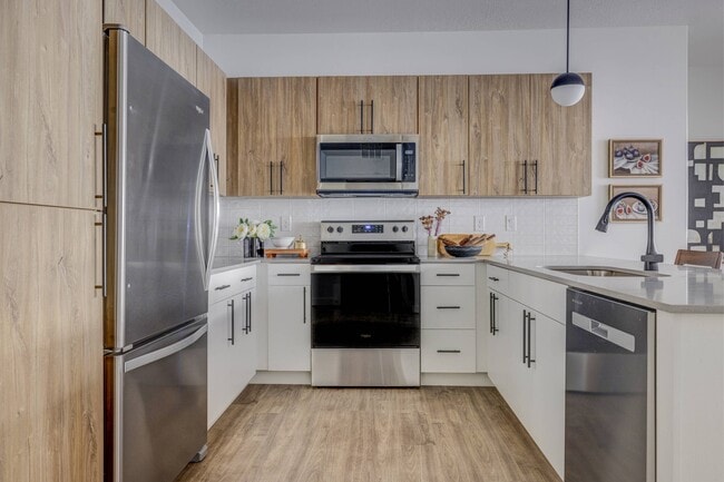 Reveal Apartments & Townhomes