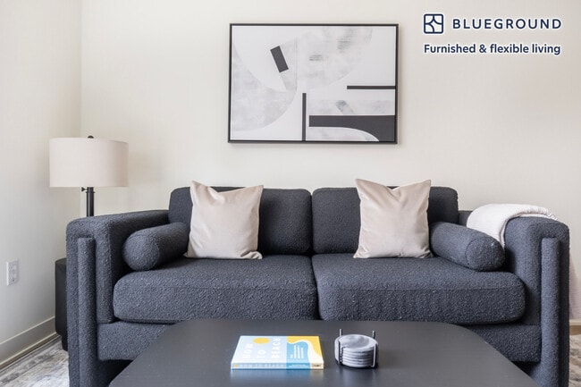 Photo - 11000 NE 10th St Unidad FL2-ID983