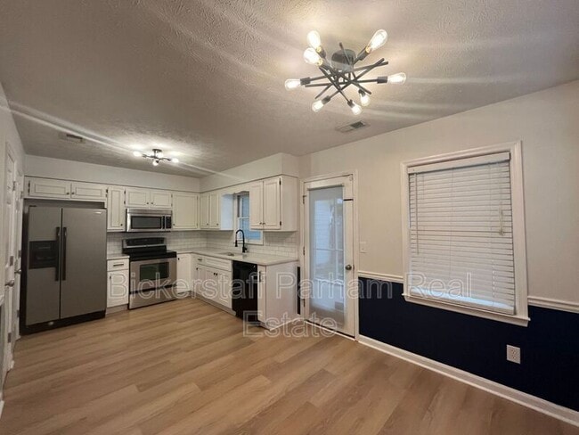 Photo - 5 Effingham Ct