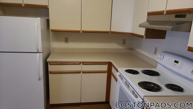 Photo - 81 Essex St Unit 42