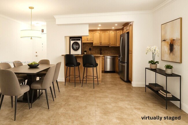Photo - 650 Coral Wy Unit 404
