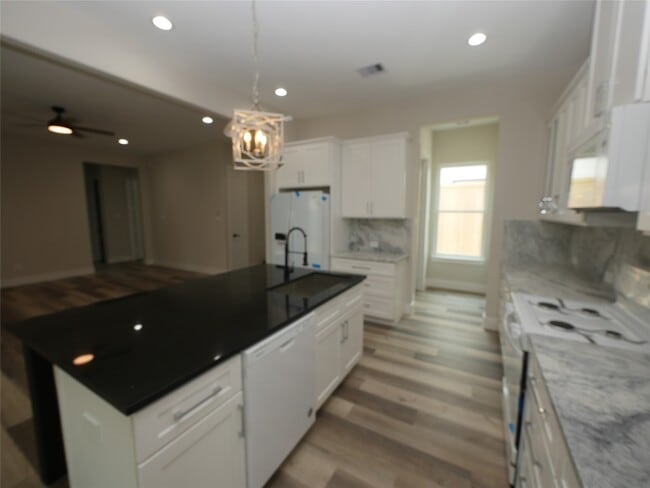 Building Photo - 7350 Cayton St Rental