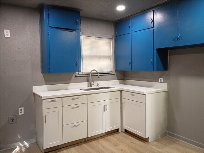 Photo - 5617 Malmedy Rd