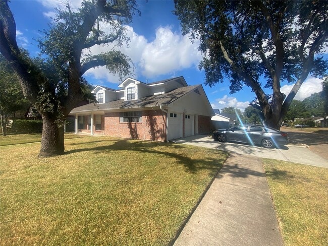 Photo - 11702 N Petersham Dr