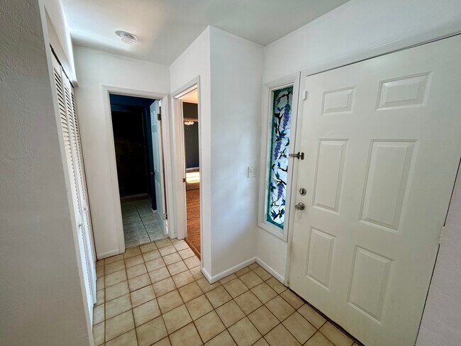 Photo - 160 Limewood Pl