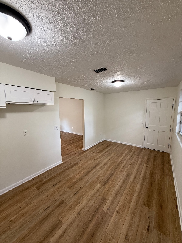 Photo - 1675 Winthrop St