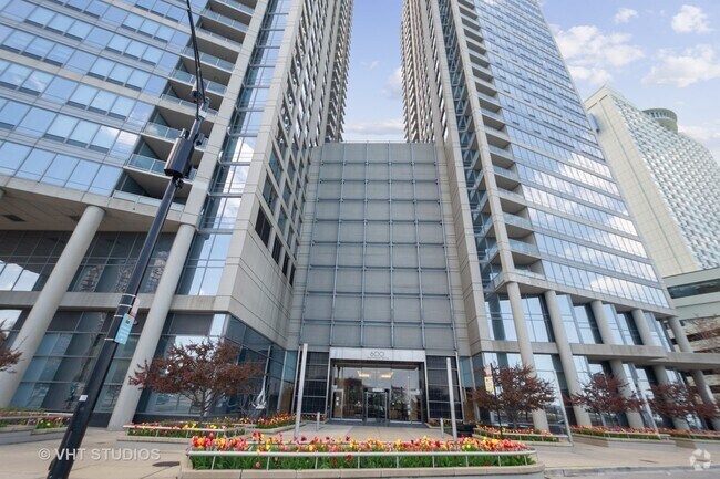 Building Photo - 600 N Lake Shore Dr Unit 1509 Rental