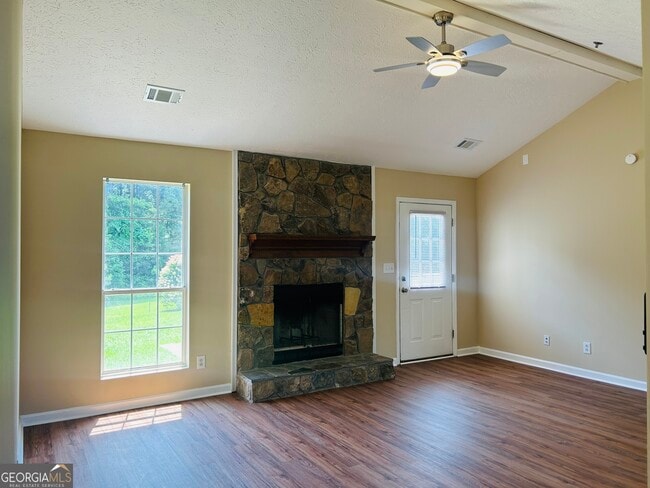 210 Shamrock Way