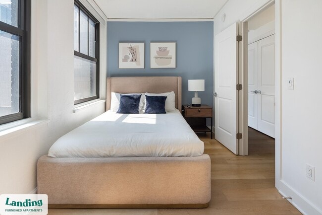 Photo - 933 McGee St Unit 2-222.1411672