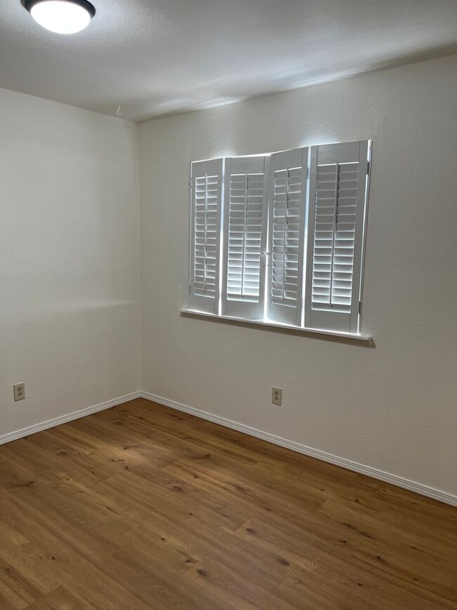 Photo - 941 Unit 941-A