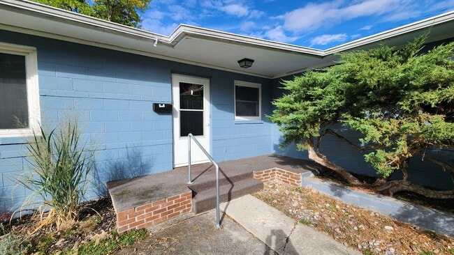 Photo - Ranch Style Home in the Lewis and Clark Area