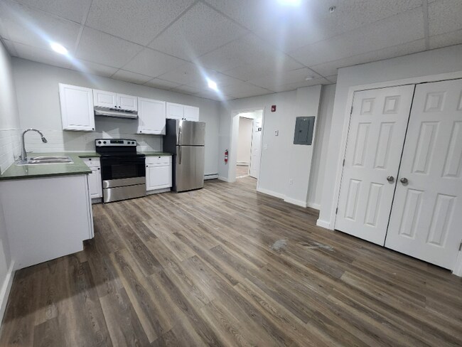 Photo - 151 S Main St Unit B1