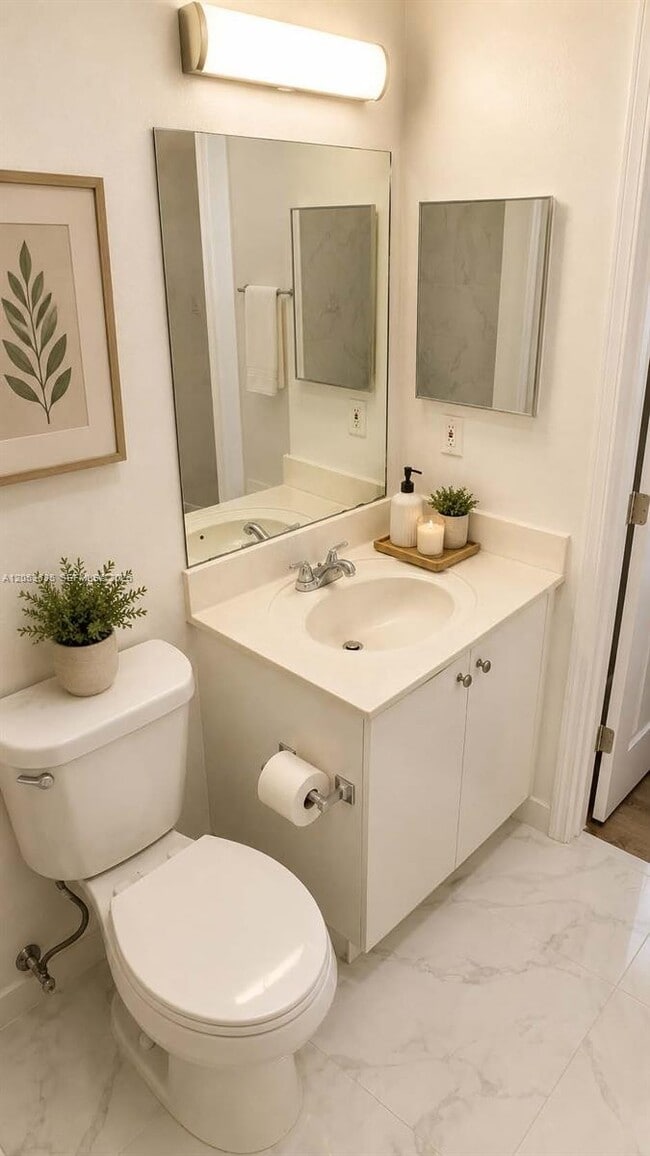 Photo - 11050 SW 196th St Unit 405