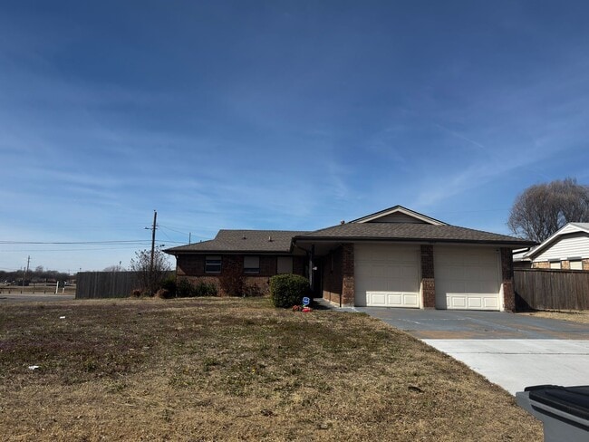 Building Photo - 1602 NW 50th St