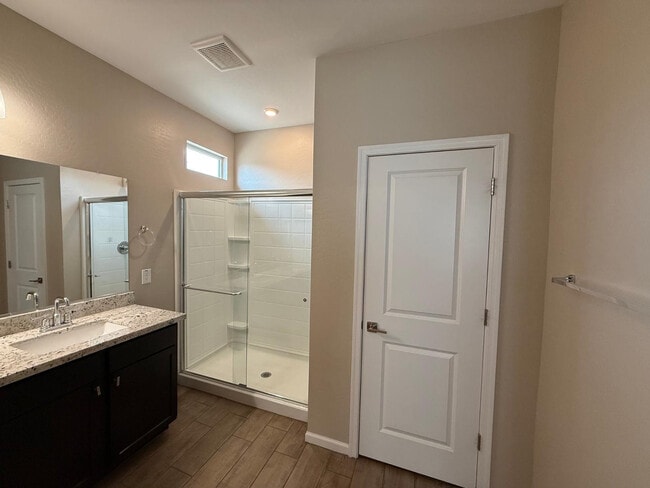 Photo - 2055 E Brooklyn Dr