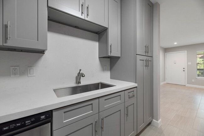 Photo - 2250 Bering Dr Unit 1O4