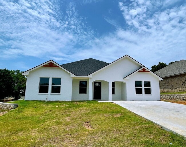 Building Photo - Beautiful 4 bedroom 2 Bath Home In Silo Sc...