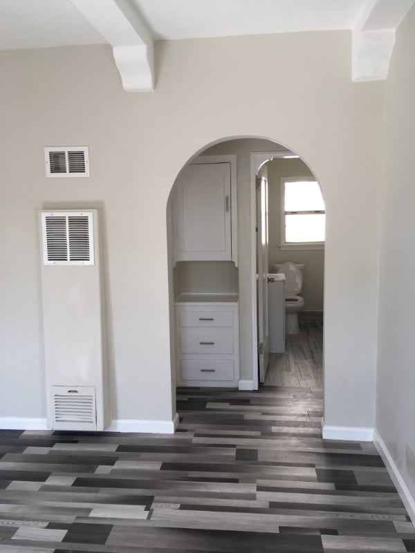 Building Photo - 1142 Harvard St Rental
