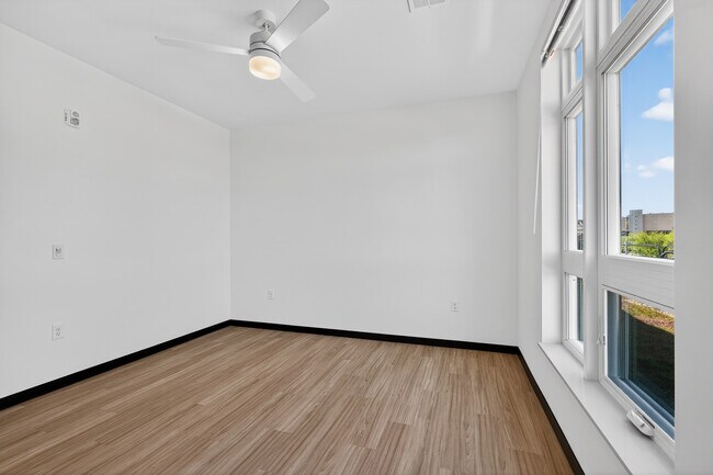 Style R1 Bedroom - Vicino Apartments