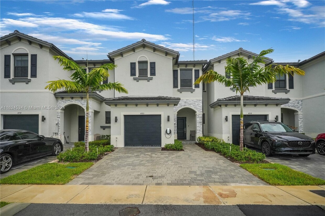 Photo - 480 NW 203rd Ter (Miami, FL)