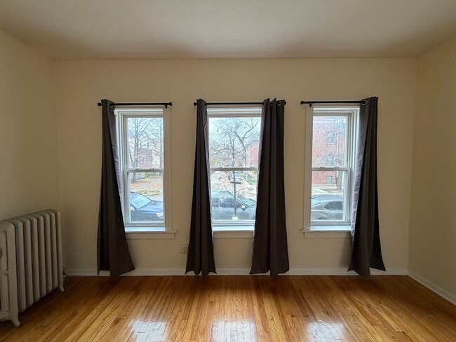 Photo - 2661 N Spaulding Ave Unidad 123