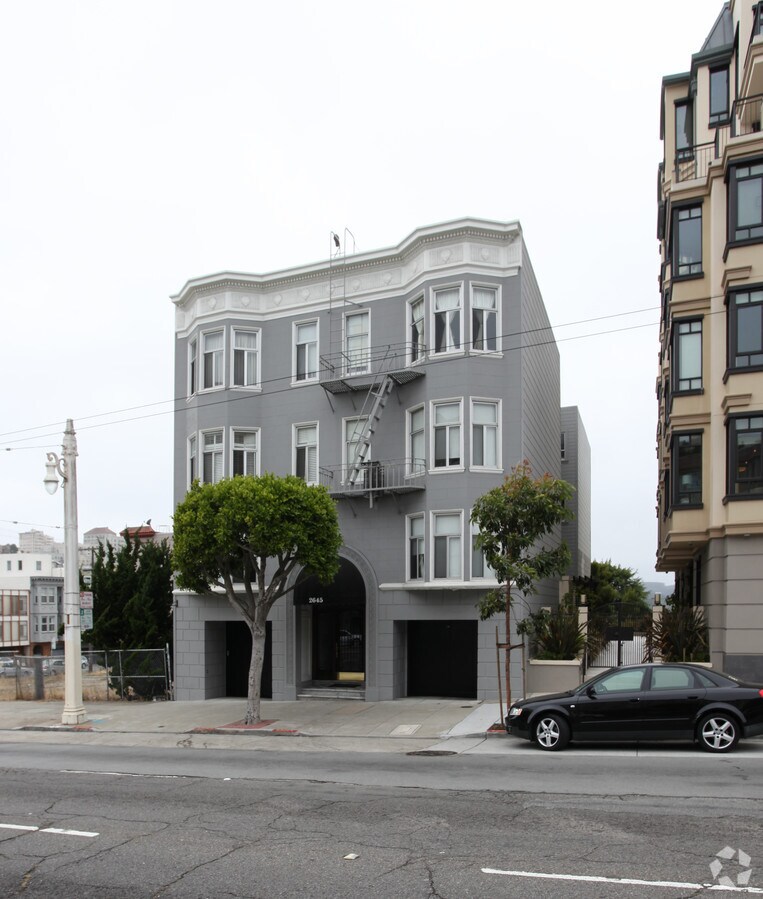 Photo - 2645 Van Ness Ave