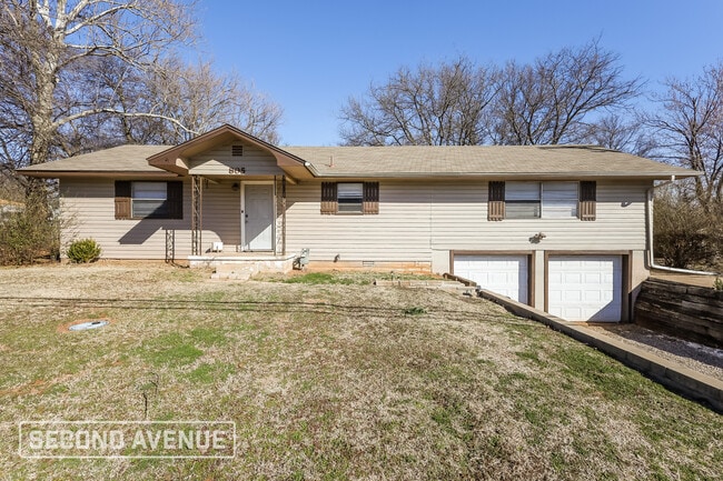 Building Photo - 805 E Etowah Rd Rental