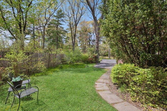 Photo - 208 Wheatley Rd