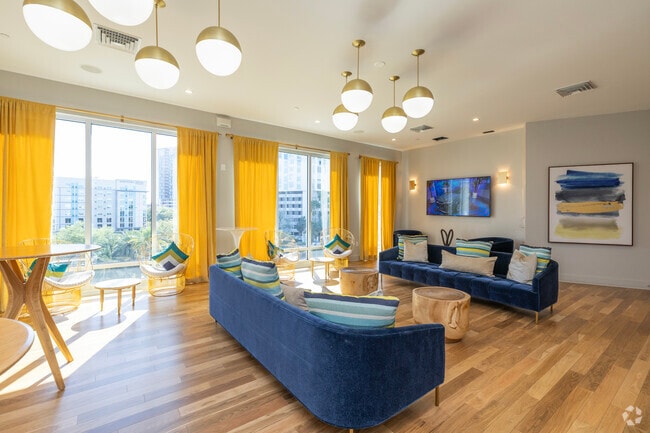 Sky Lounge