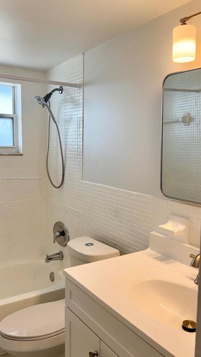Photo - 7900 Tatum Waterway Dr Unidad 508