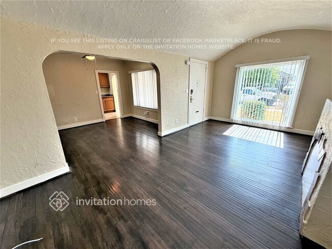 Photo - 6046 6th Ave