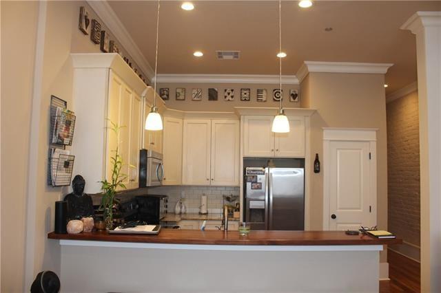 Photo - 216 Chartres St