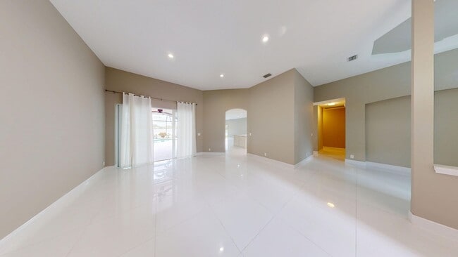 Photo - 4BD/3BA Single Family Home with Pool  ** L...