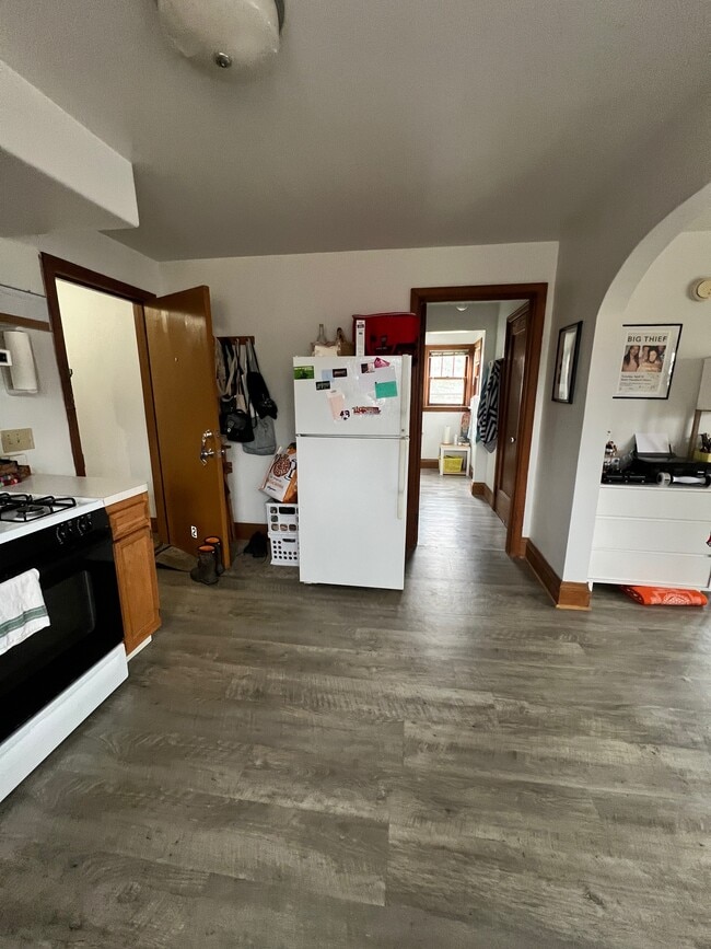Photo - 1060 Danby Rd Unit 1060#2