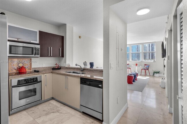 Photo - 500 NE 29th St Unit 1105