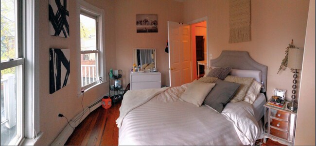 Photo - 4bed/2bath in Brookline