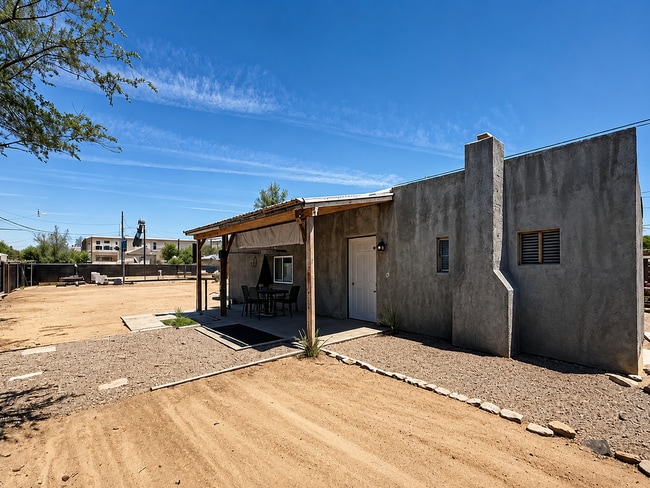 Building Photo - 1122 E Portland St Unit 1130 (Rear)