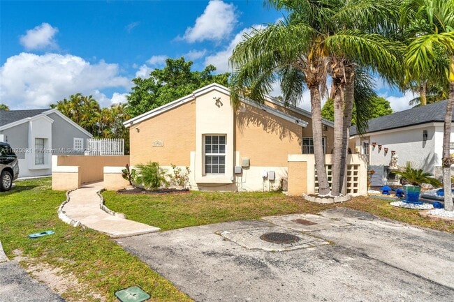 Photo - 14968 SW 74th Terrace House