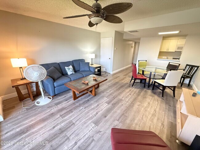 7101 Ridgewood Ave Unit 209