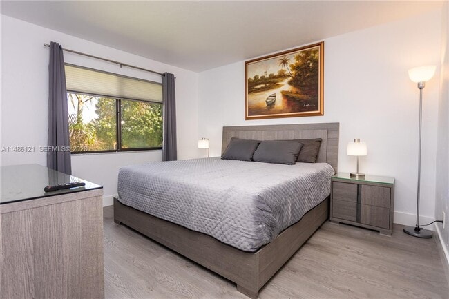 Building Photo - 500 N Francisco St Unit 234