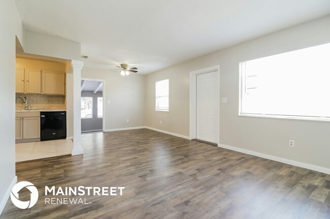 Photo - 145 Alhambra St