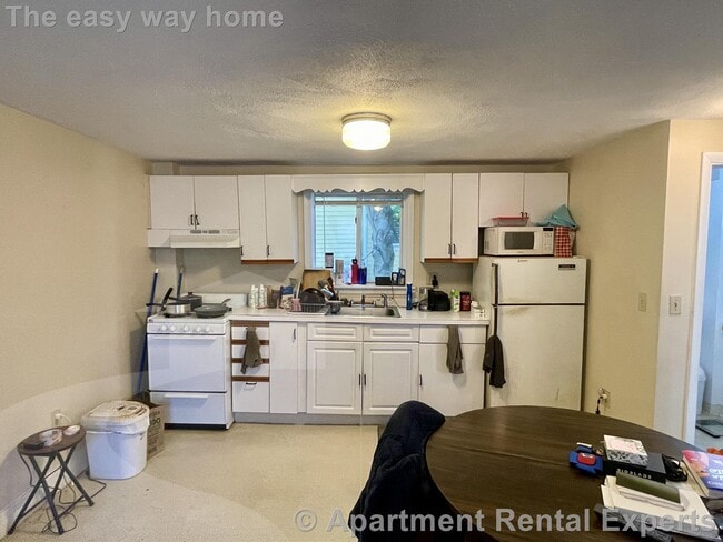Photo - 123 Amory St Unit #1