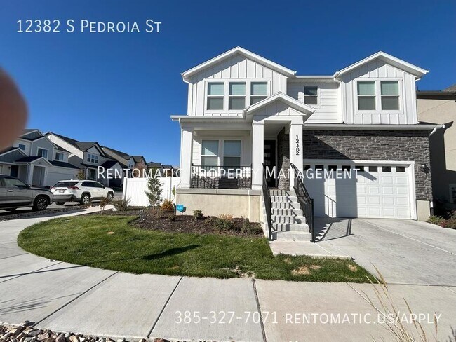 12382 Pedroia St