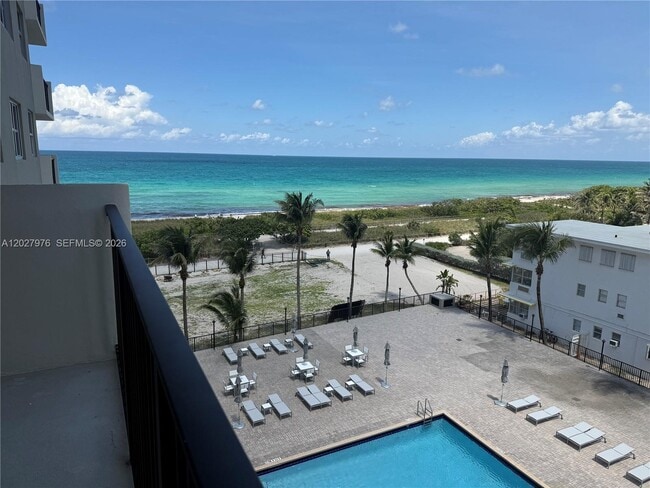Building Photo - 9273 Collins Ave Unit 503