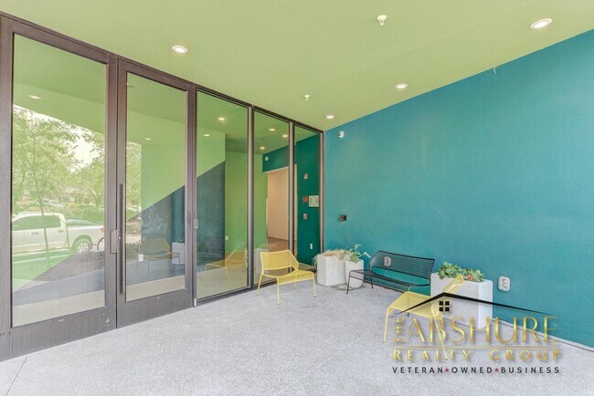 Photo - 600 S Duke St