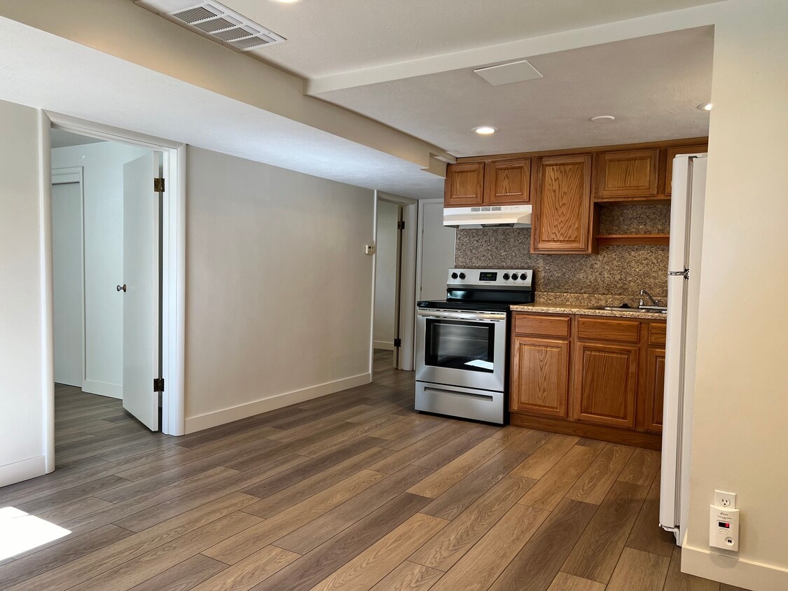 Photo - 2523 Wellington St (Salt Lake City, UT)