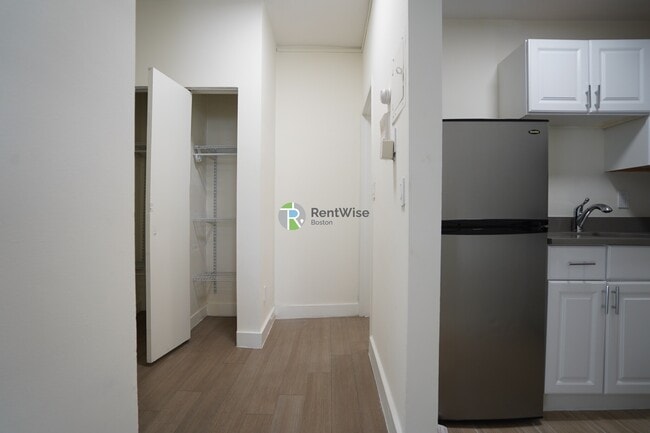 Photo - 550 Massachusetts Ave Unidad 1