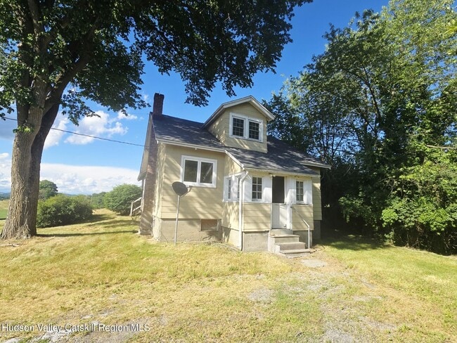 Photo - 479 N Mountain Rd