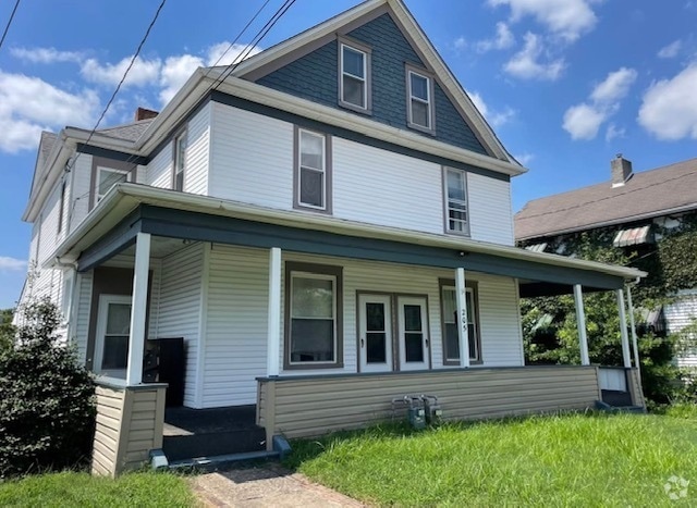 Building Photo - 205 Elm Ave Unit 1 Rental