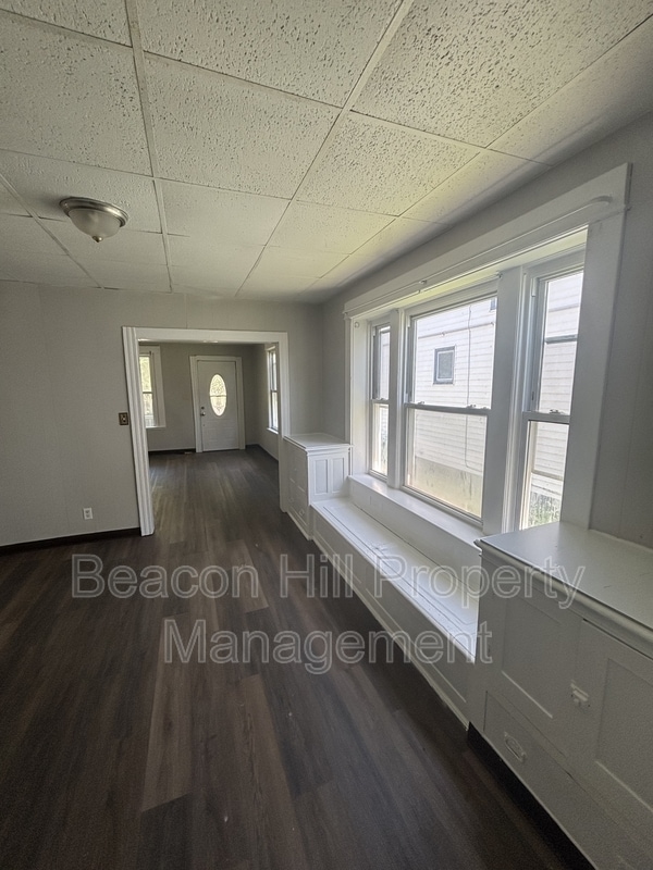 Building Photo - 6819 Hope Ave